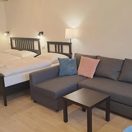 شقة - Marsovice *