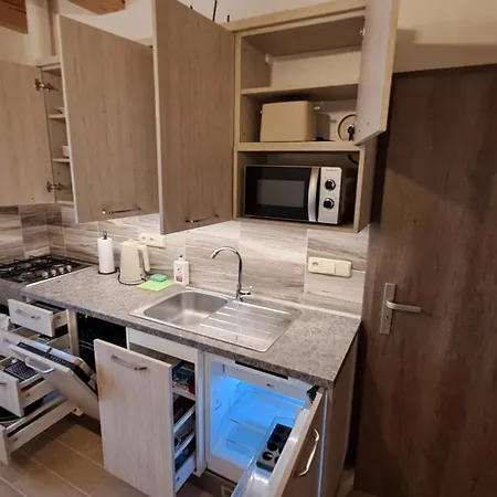 - Zakladna Marsovice *