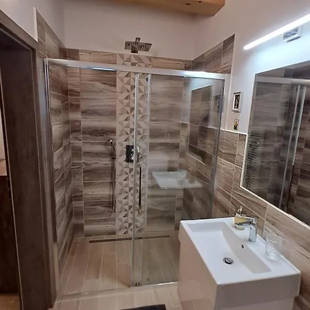 - Marsovice * نوفي ميستو نا مورافي